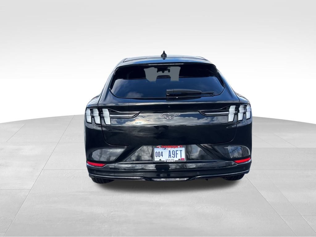 2024 Ford Mustang Mach-E Premium photo 4