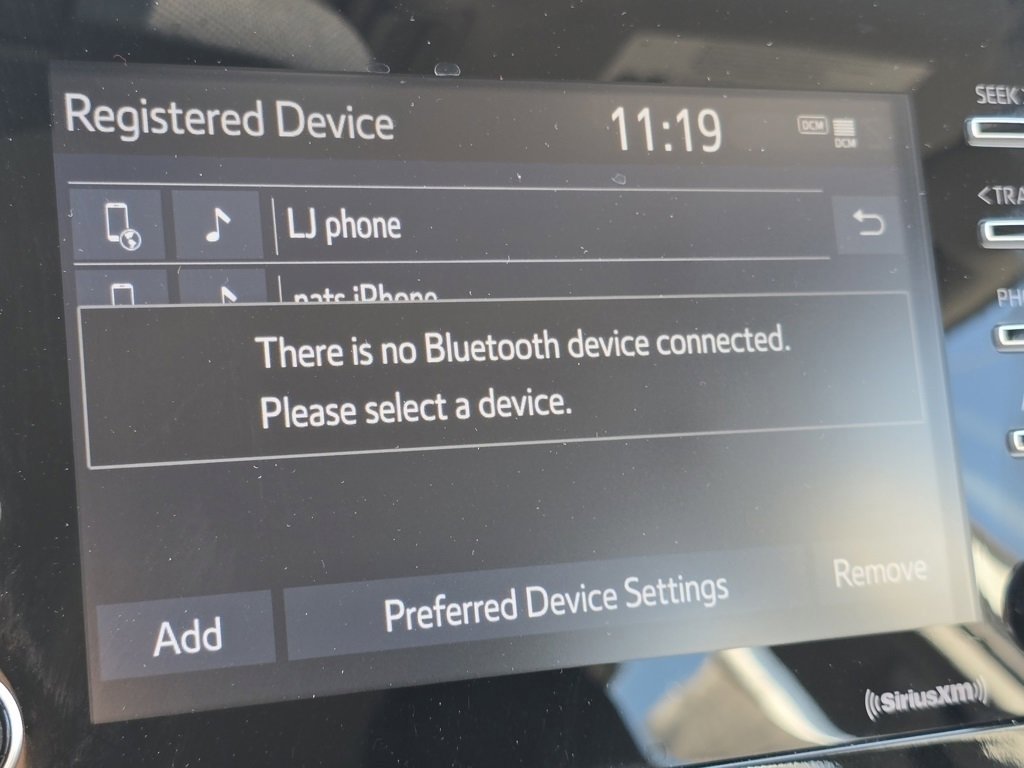 2023 Toyota Camry LE photo 3