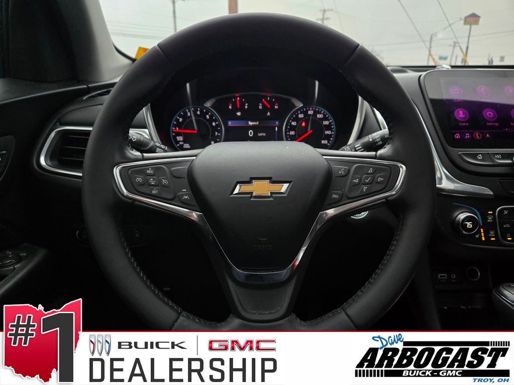 2021 Chevrolet Equinox LT's photo