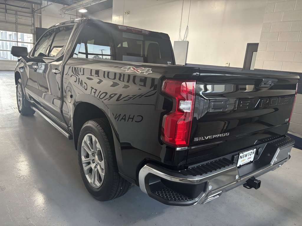 2025 Chevrolet Silverado 1500 LTZ photo 28