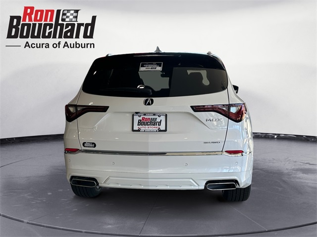 2026 Acura MDX SH-AWD Advance photo 3