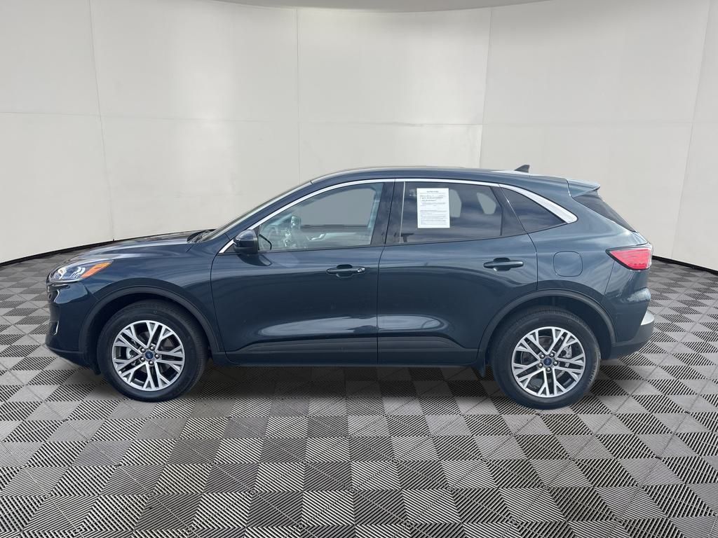 2022 Ford Escape SEL photo 2