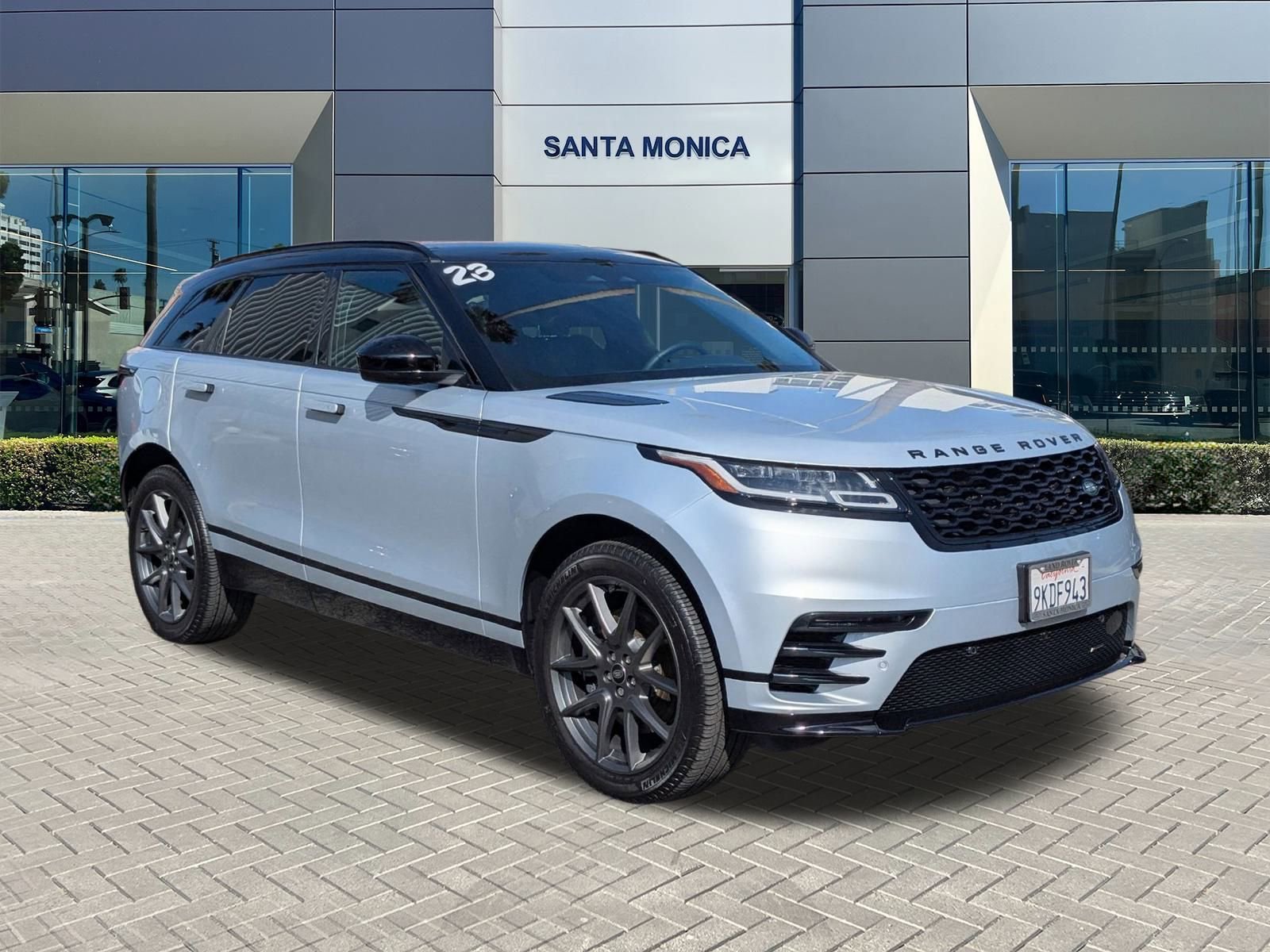 2023 Land Rover Range Rover Velar R-Dynamic S photo 3