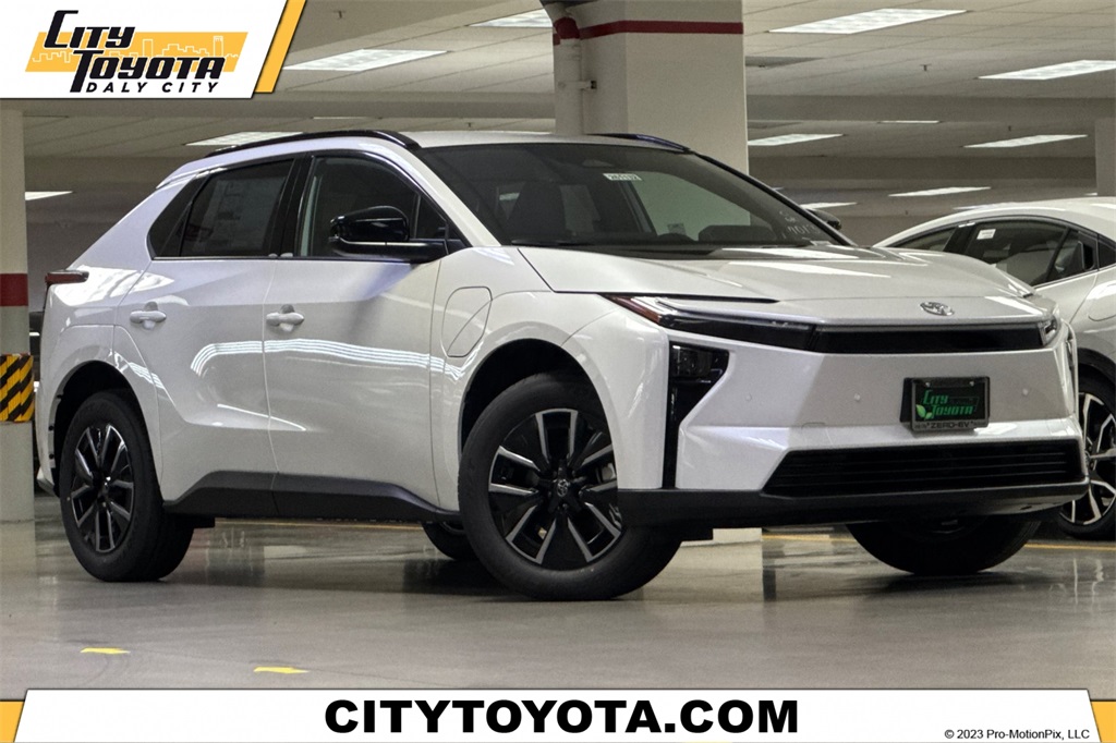 2026 Toyota bZ XLE's photo