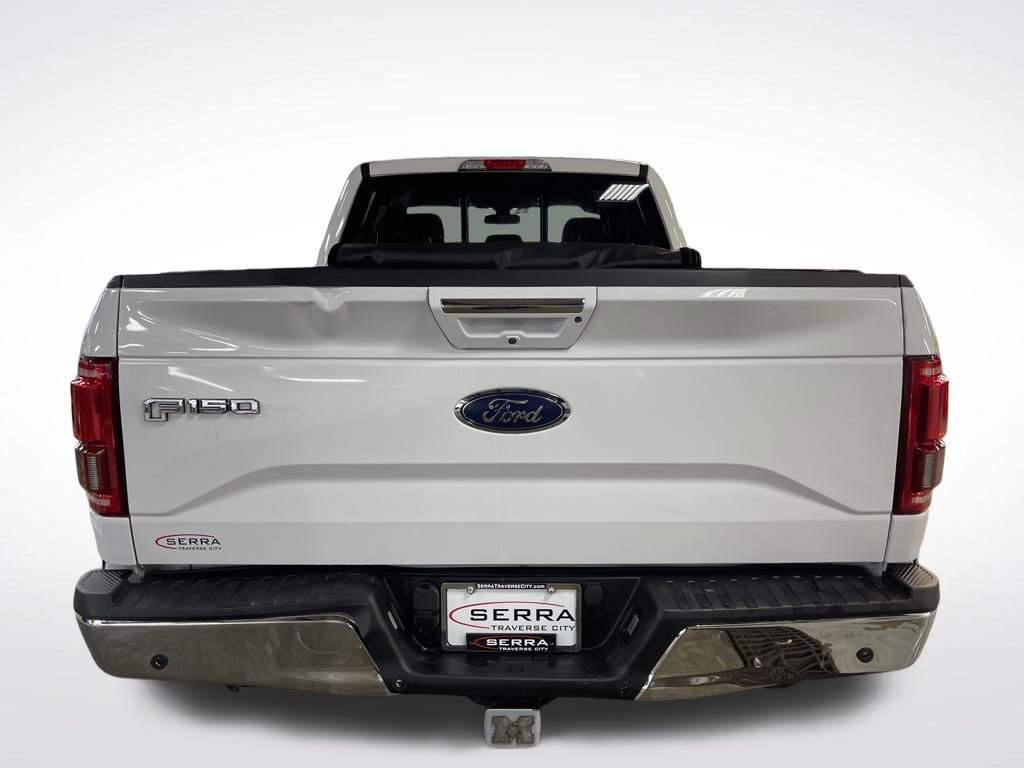 2016 Ford F-150 Lariat photo 4