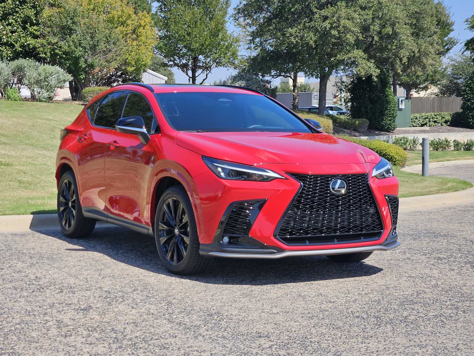 2024 Lexus NX 350 F SPORT Handling photo 2