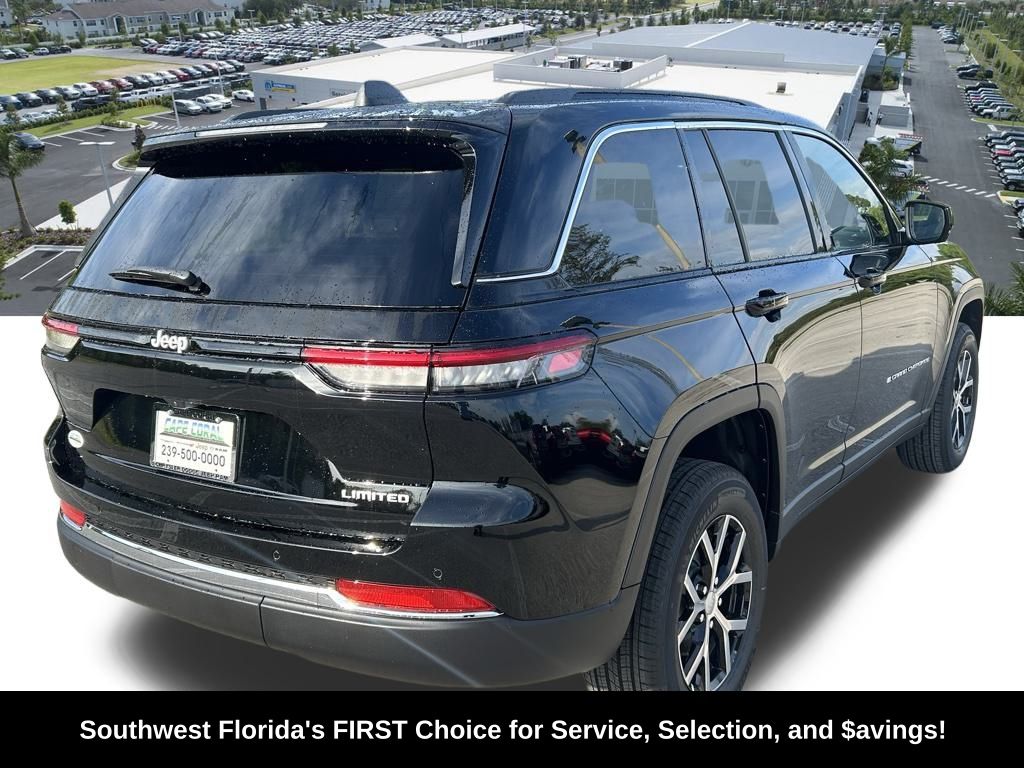 2025 Jeep Grand Cherokee Limited photo 3