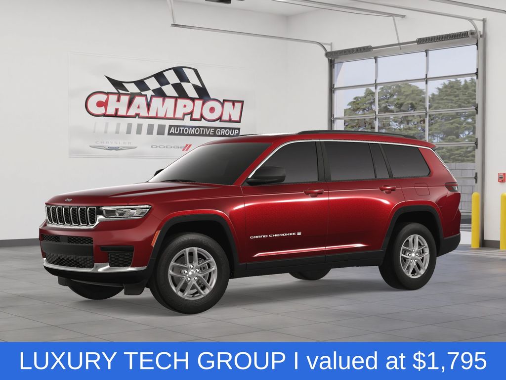 2025 Jeep Grand Cherokee Laredo Altitude photo 2