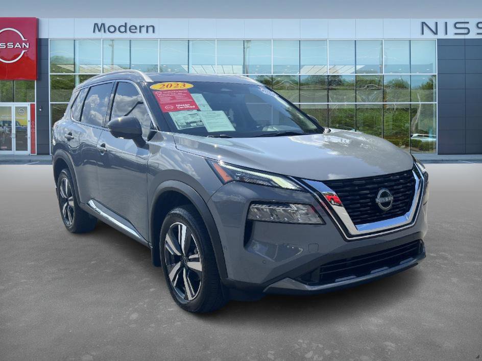 2023 Nissan Rogue SL photo 3