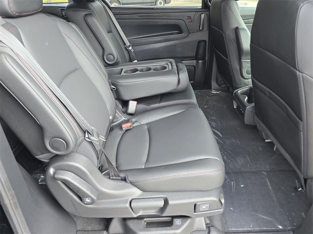 2026 Honda Odyssey photo 19