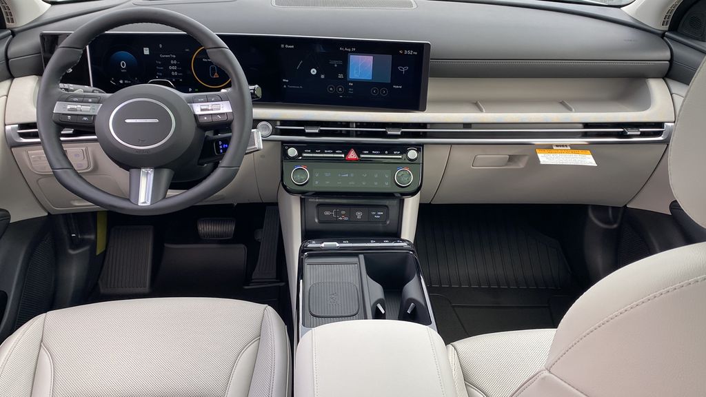 2025 Hyundai Tucson Hybrid Limited photo 24