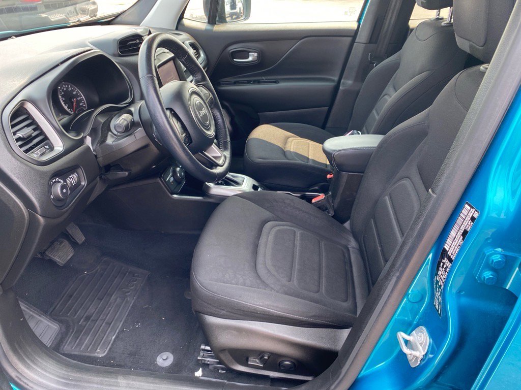 2022 Jeep Renegade Latitude photo 7
