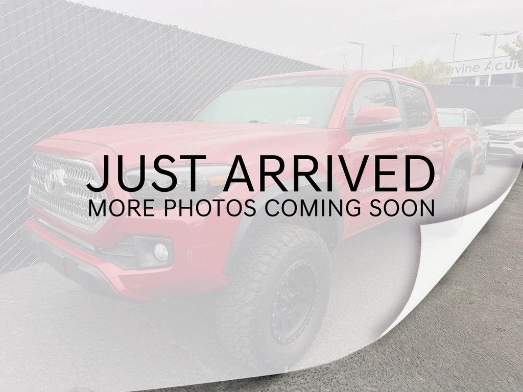 2017 Toyota Tacoma TRD Off Road's photo