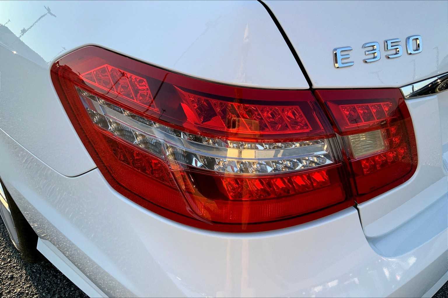 2013 Mercedes Benz E 350 Sport photo 26
