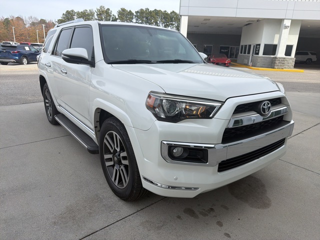 2015 Toyota 4Runner Limited's photo