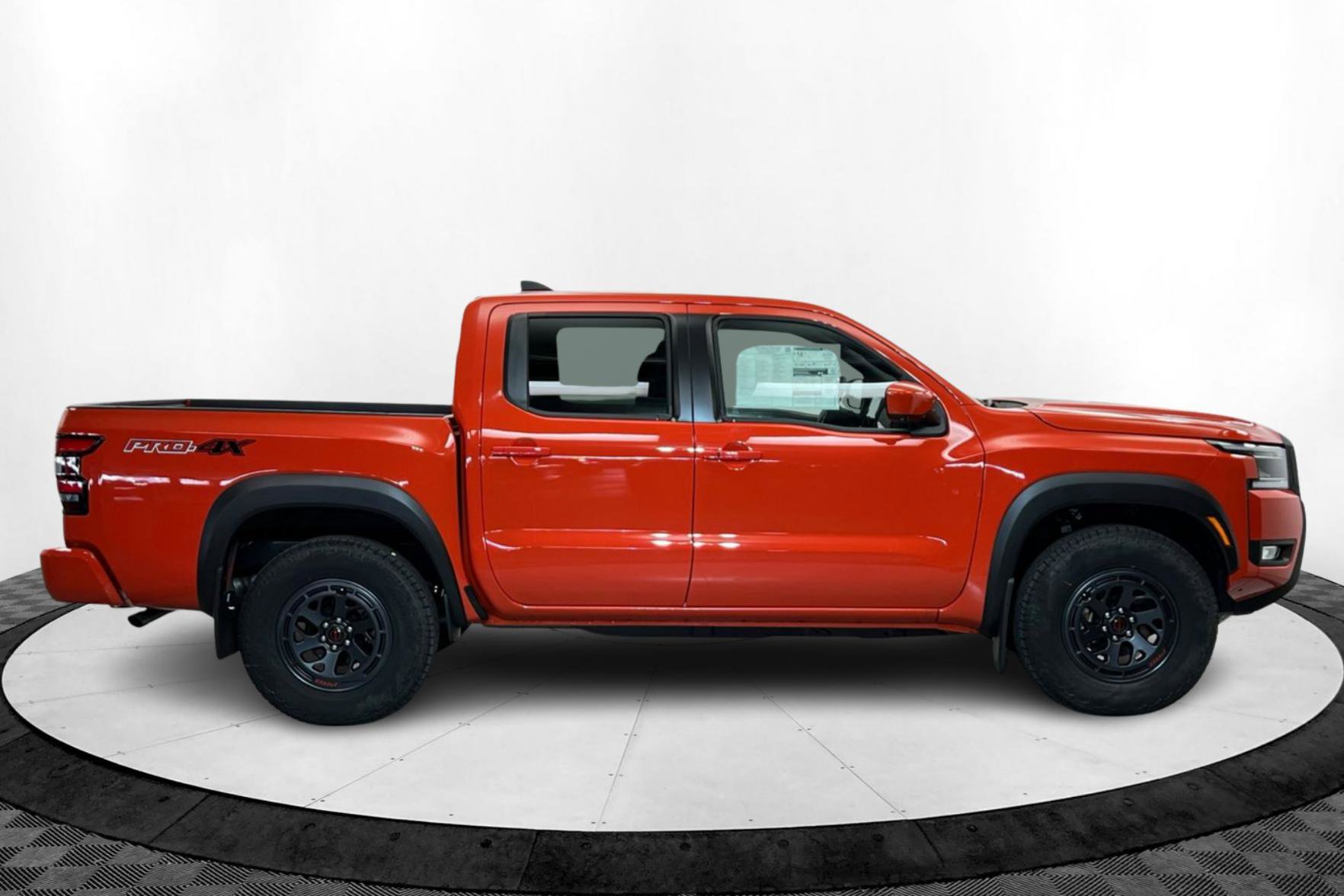 2025 Nissan Frontier PRO-4X photo 6