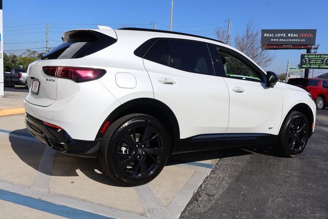2025 Buick Envision Sport Touring photo 7