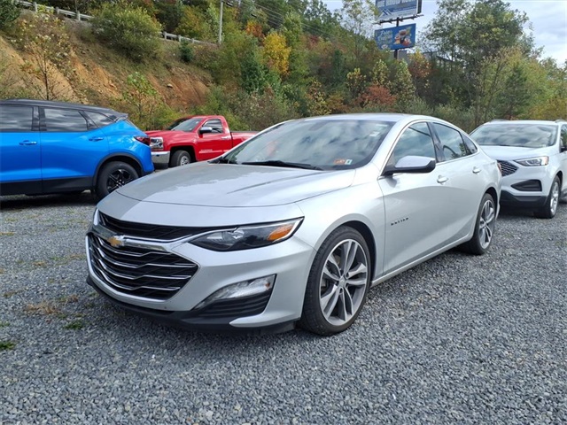 2022 Chevrolet Malibu 1LT photo 2