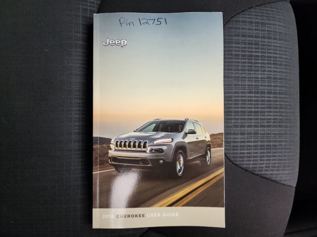 2016 Jeep Cherokee Latitude photo 33