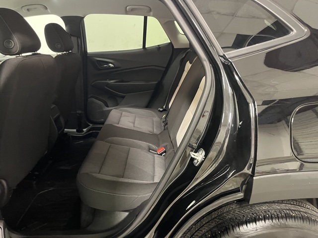 2025 Chevrolet Trax LS photo 19