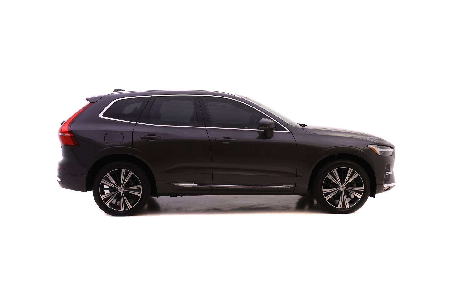2022 Volvo XC60 B5 Inscription photo 4