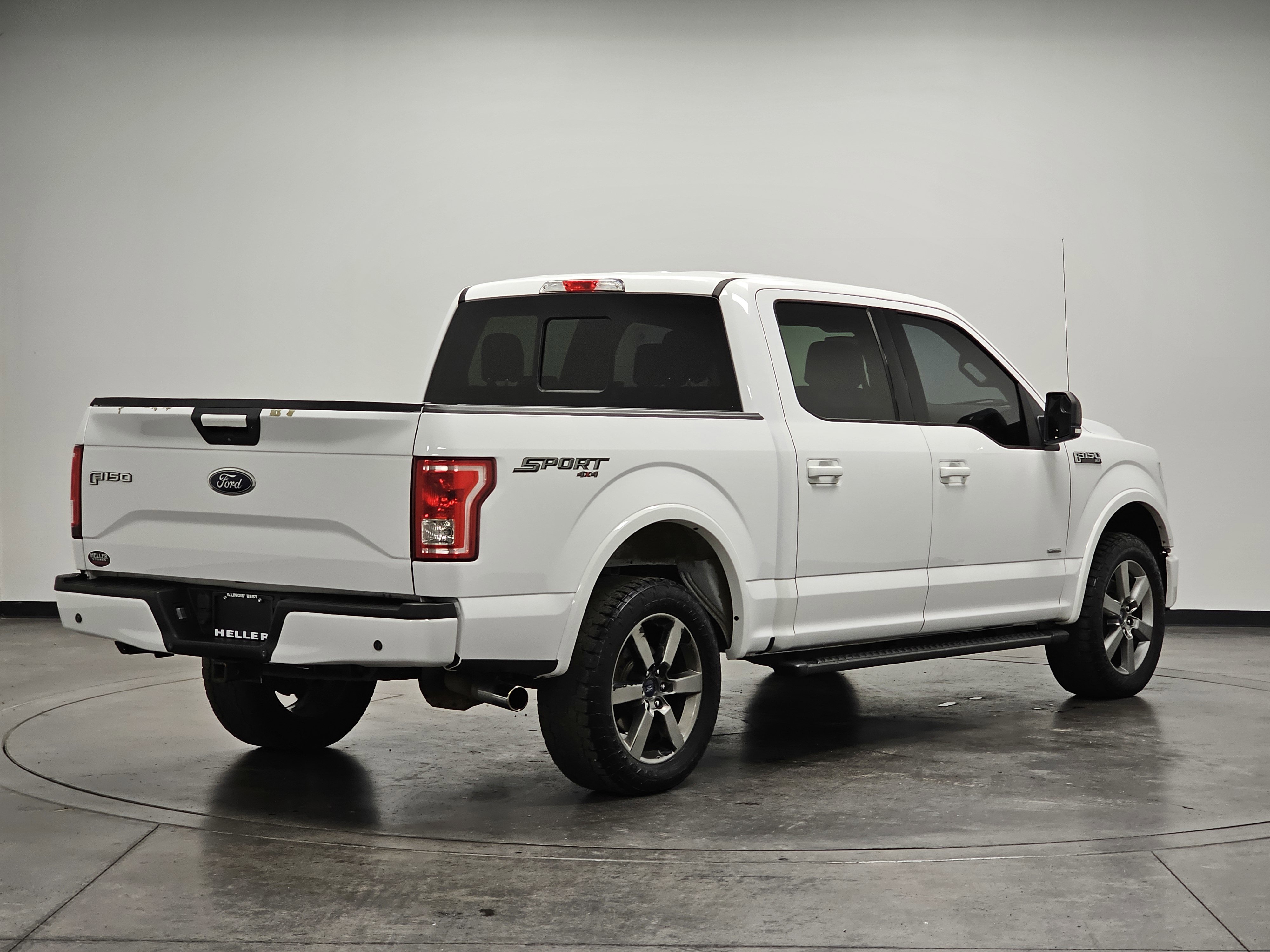 2016 Ford F-150 XLT photo 3