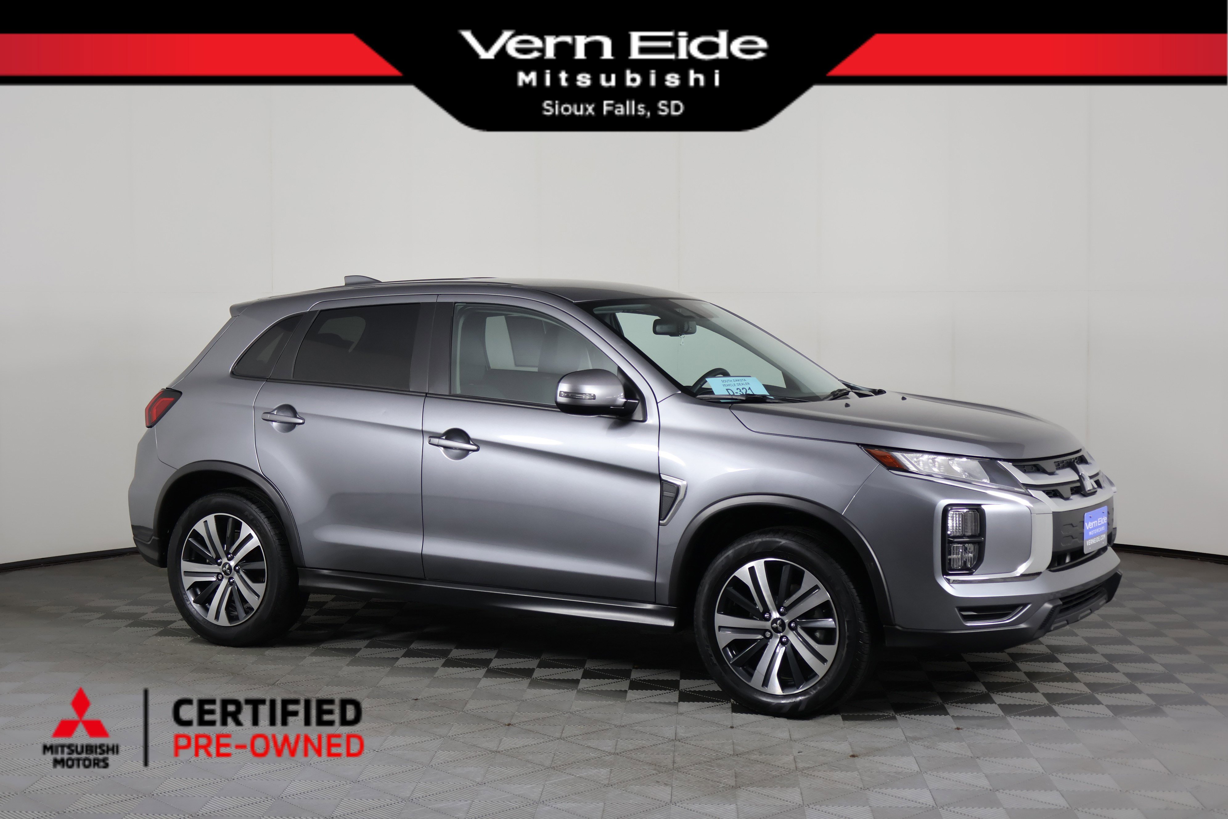 2023 Mitsubishi Outlander Sport SE's photo