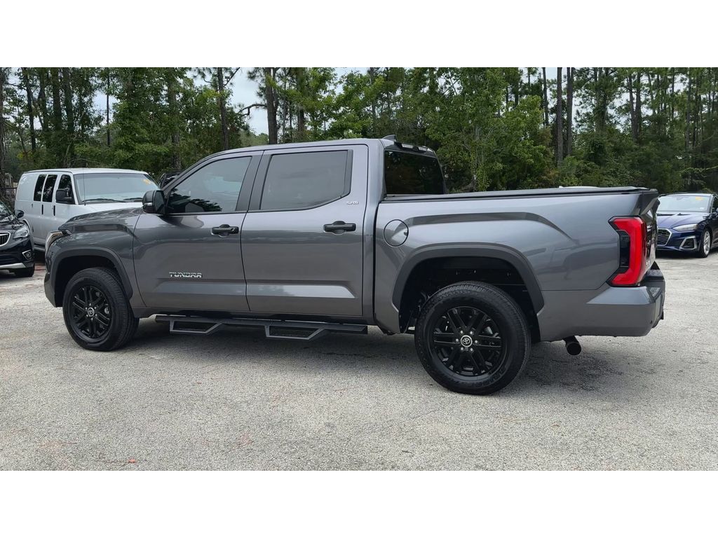 2024 Toyota Tundra SR5 photo 6