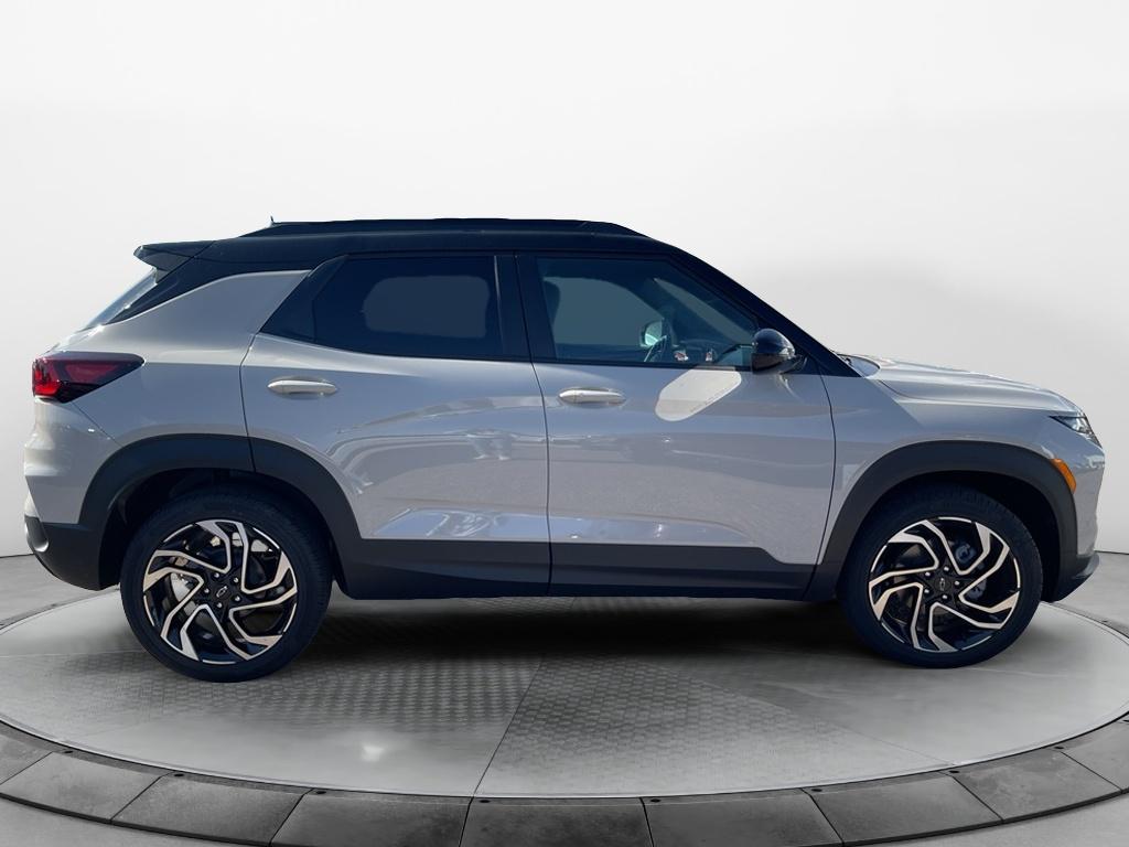2026 Chevrolet Trailblazer RS photo 4