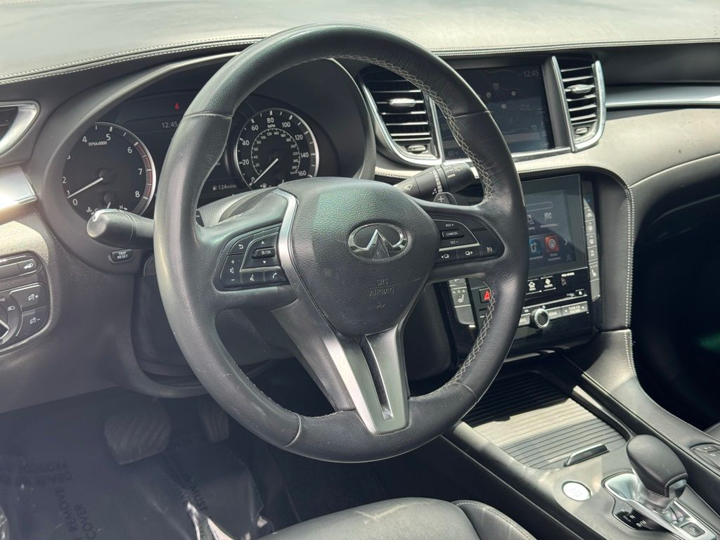 2020 Infiniti QX50 Luxe photo 16