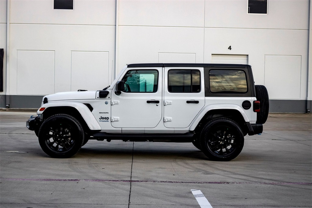 2022 Jeep Wrangler Unlimited Sahara 4xe photo 8