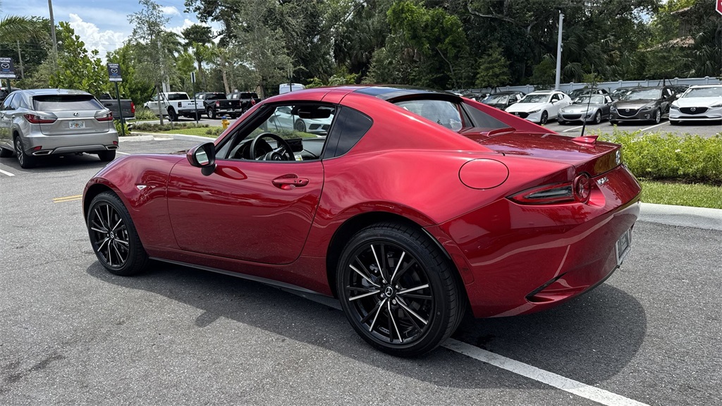 2025 Mazda MX-5 Miata Miata RF Grand Touring photo 12