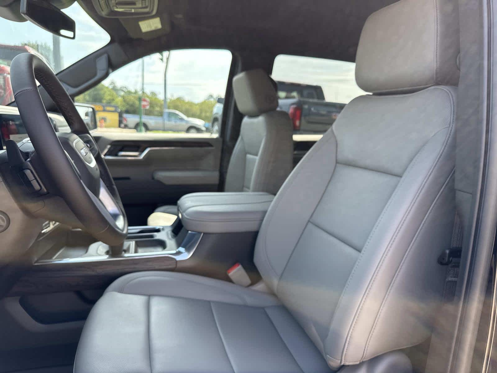 2026 Gmc Sierra 1500 SLT photo 8