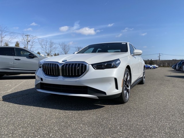 2025 BMW i5 xDrive40