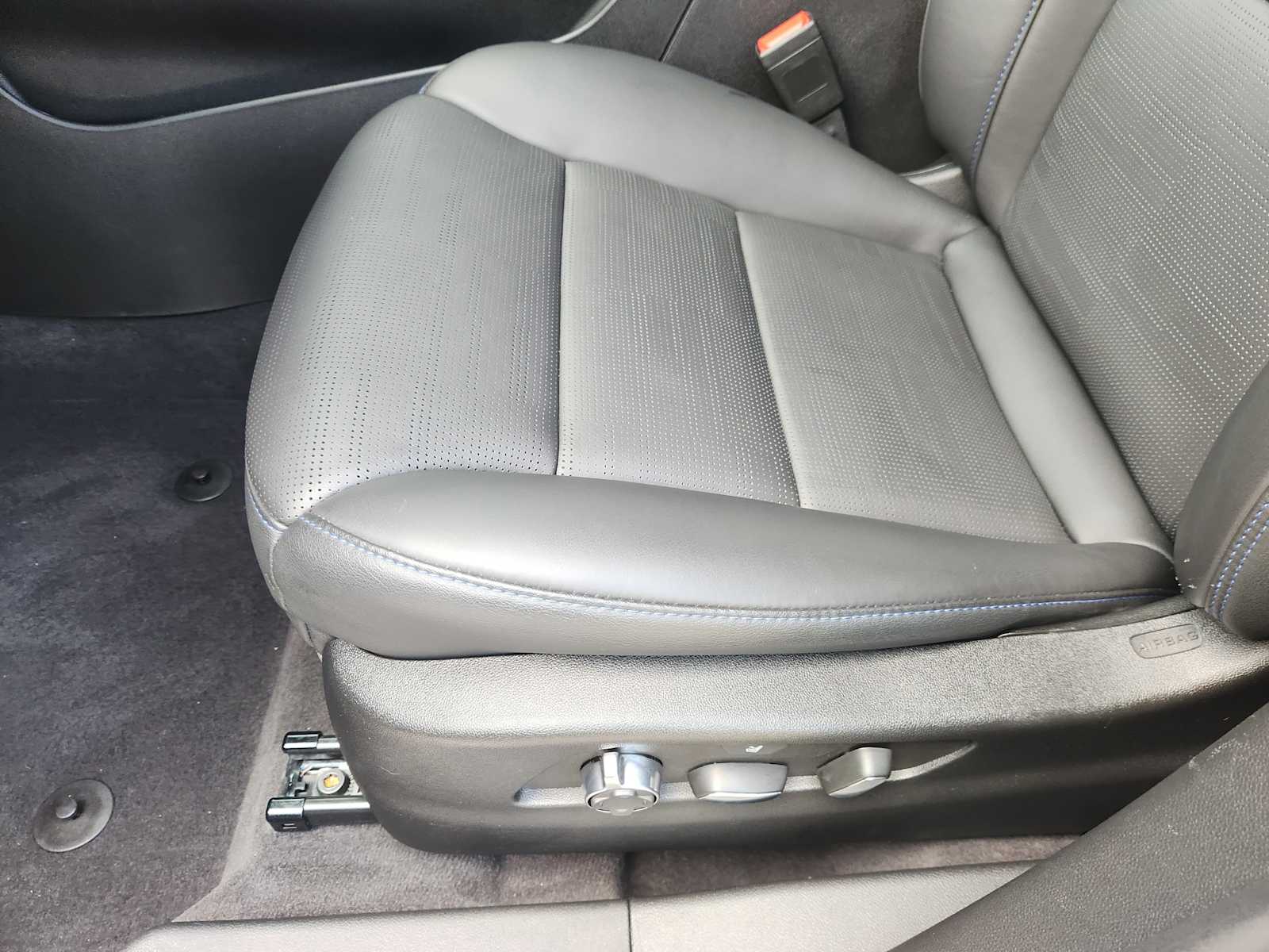 2025 Cadillac XT4 Sport photo 15