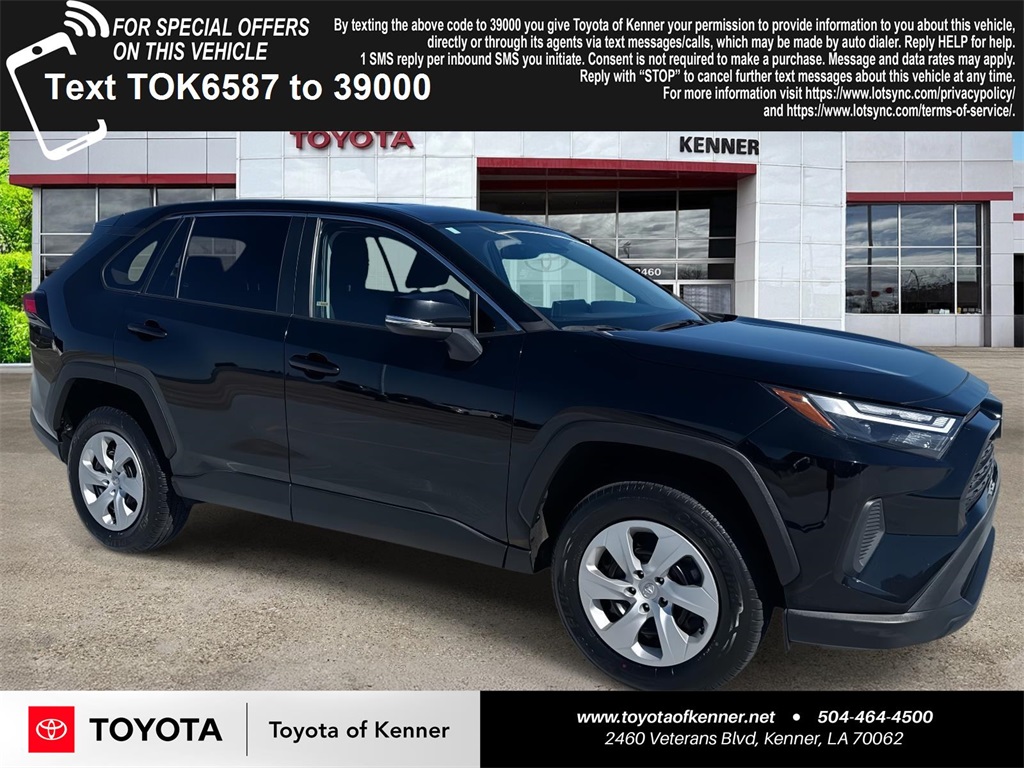 2024 Toyota RAV4 LE's photo