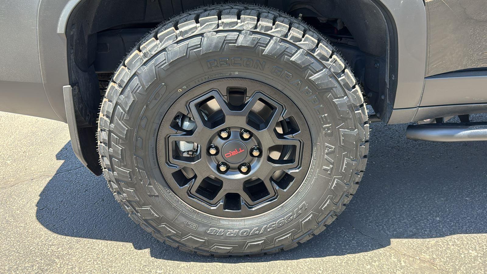 2024 Toyota Land Cruiser photo 9