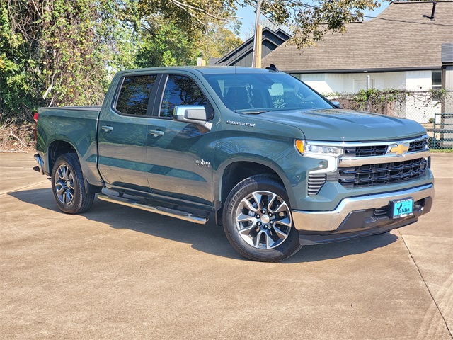 2025 Chevrolet Silverado 1500 LT photo 28
