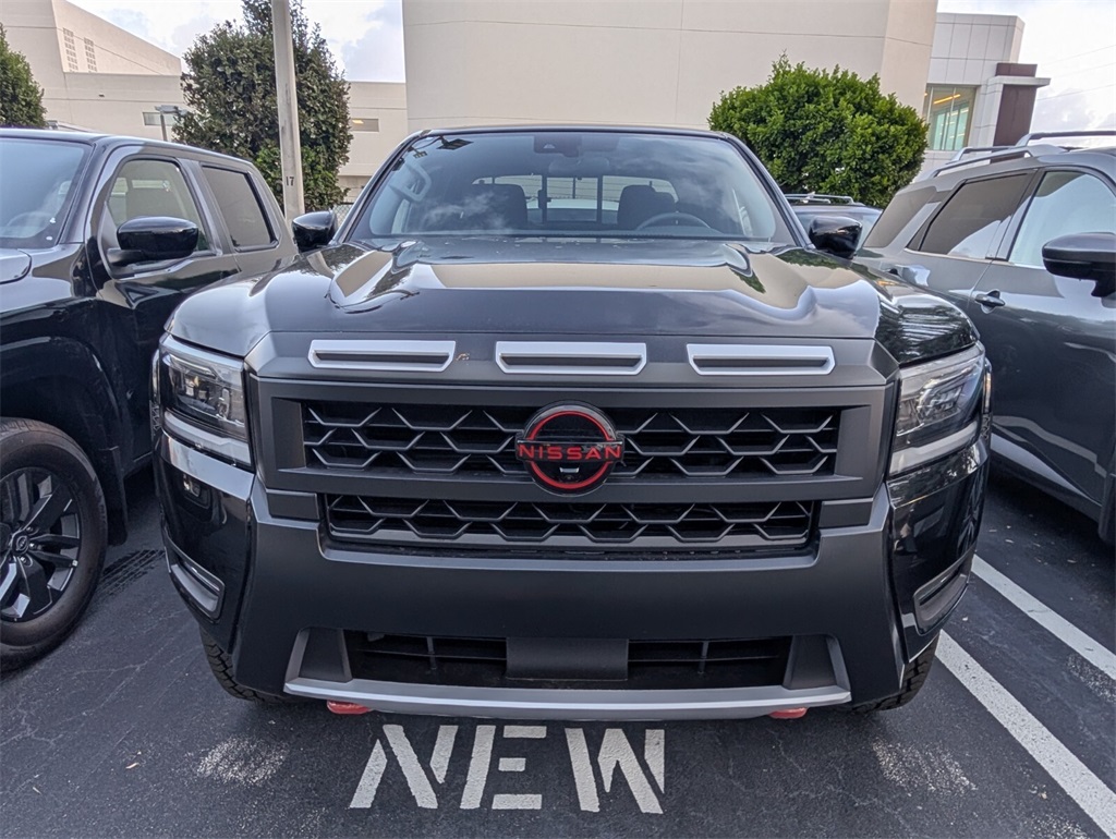 2026 Nissan Frontier Crew Cab PRO-4X photo 2