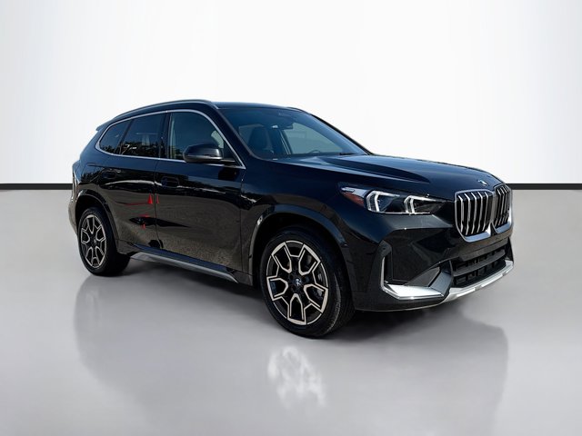 2026 BMW X1 28i's photo