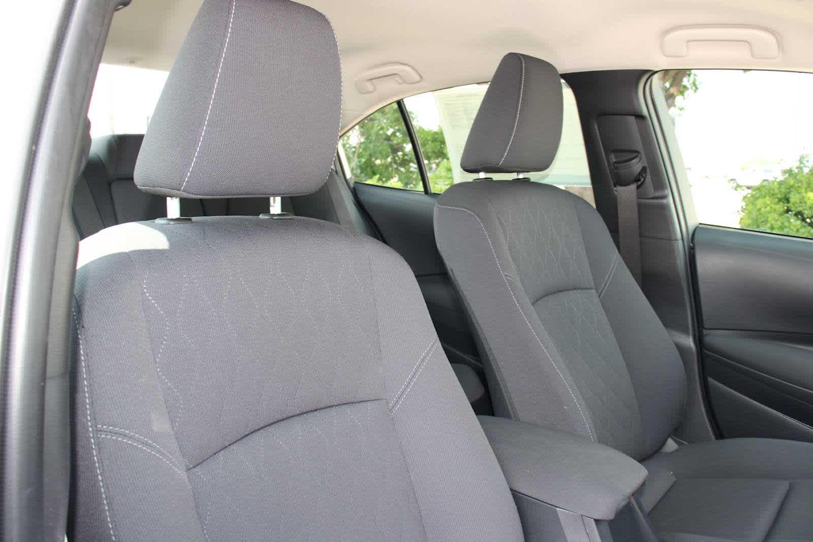2024 Toyota Corolla LE photo 32