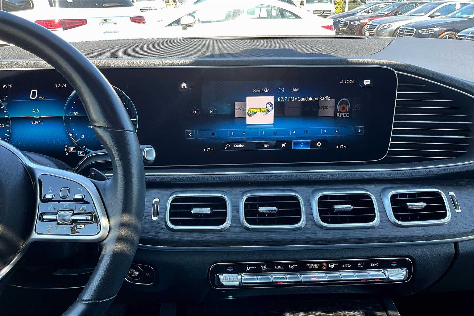 2022 Mercedes Benz GLE 350 4MATIC photo 3