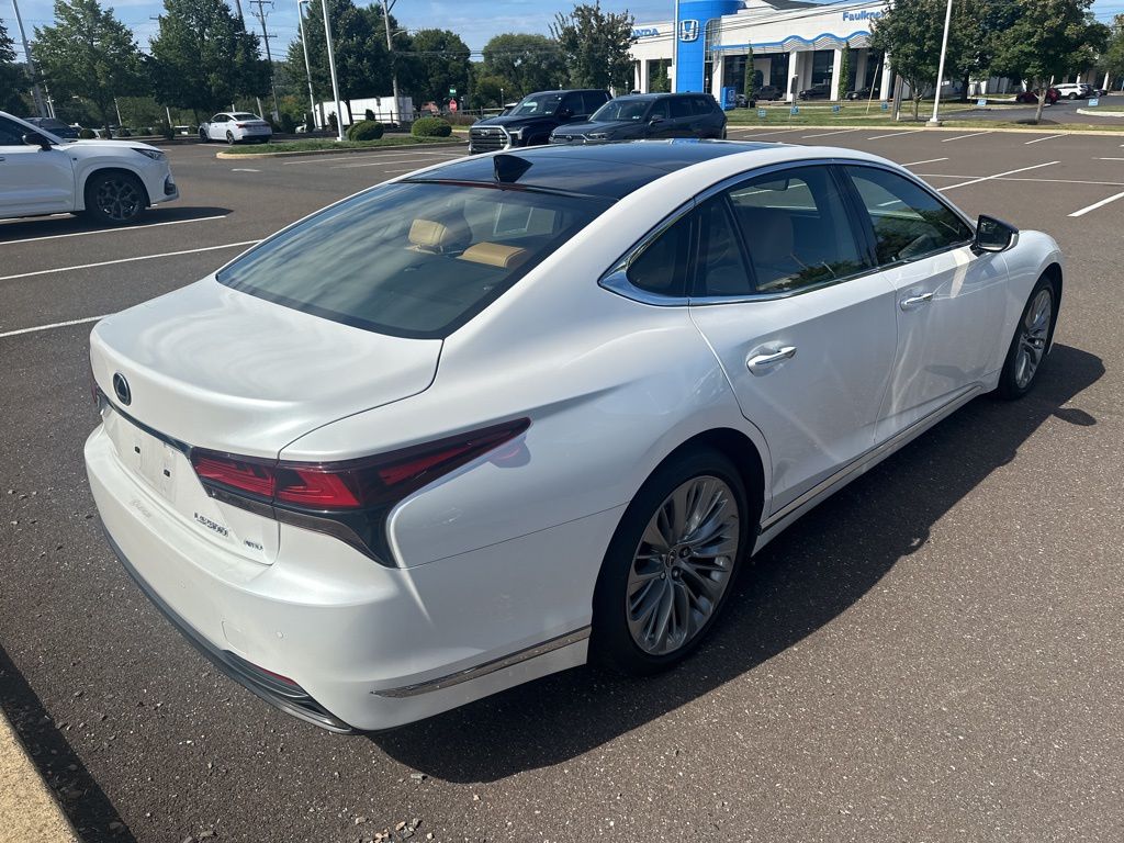 2023 Lexus LS 500 photo 4