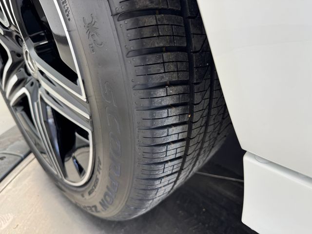2026 Mercedes Benz GLE 450 4MATIC photo 11