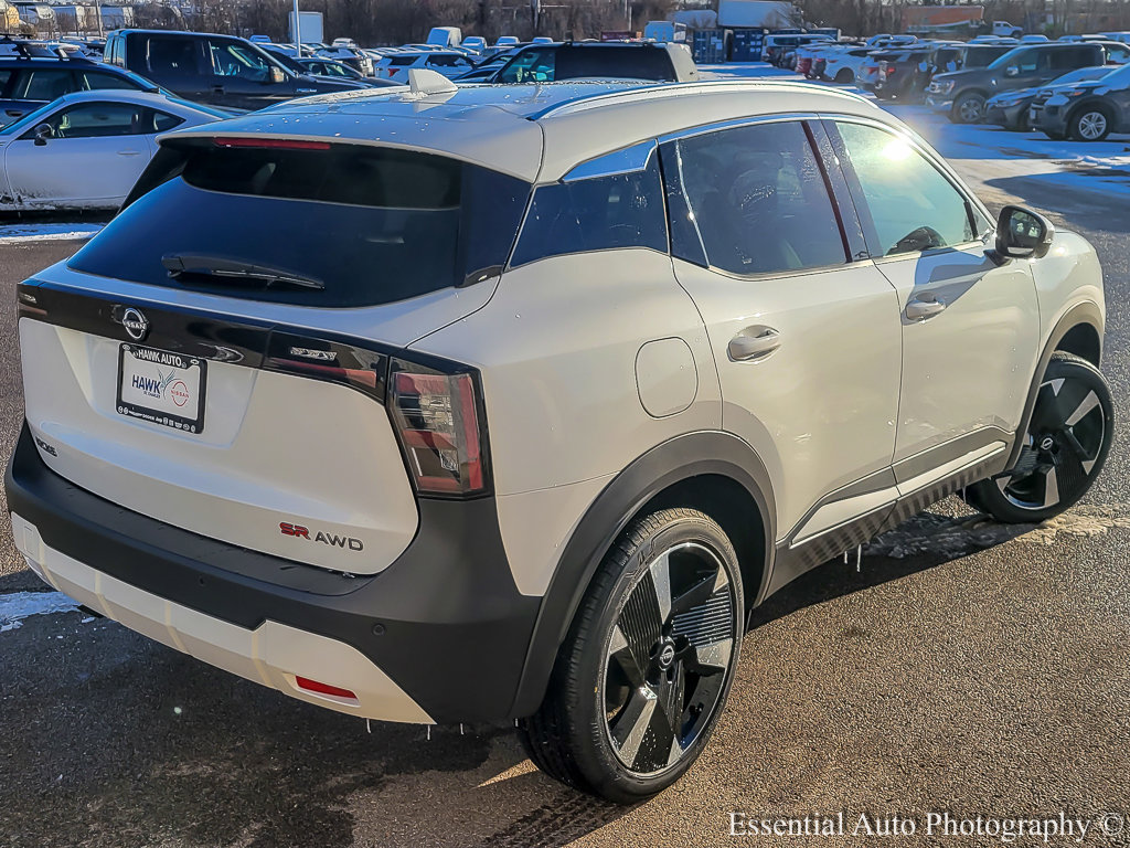 2025 Nissan Kicks SR photo 6