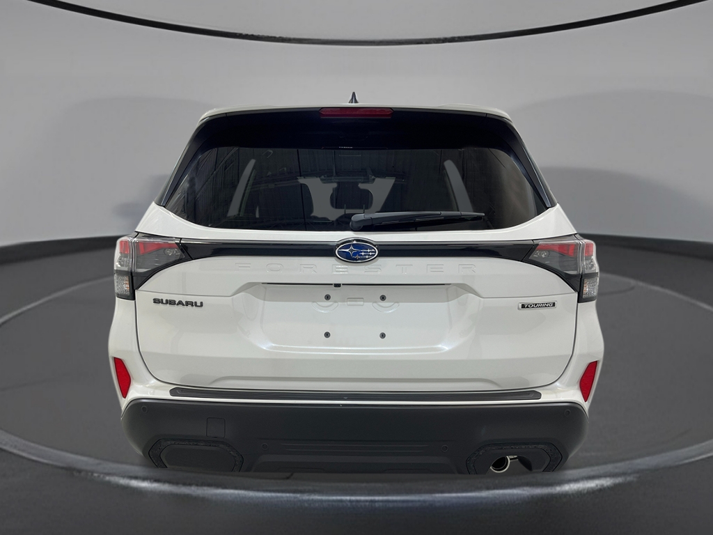2025 Subaru Forester Touring photo 4