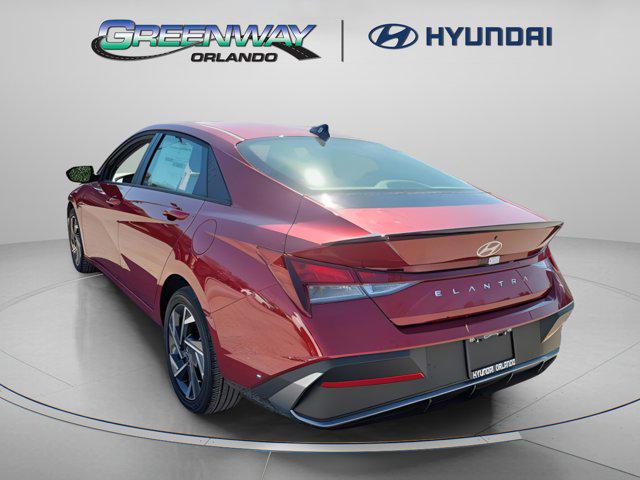 2025 Hyundai Elantra SEL Sport photo 2