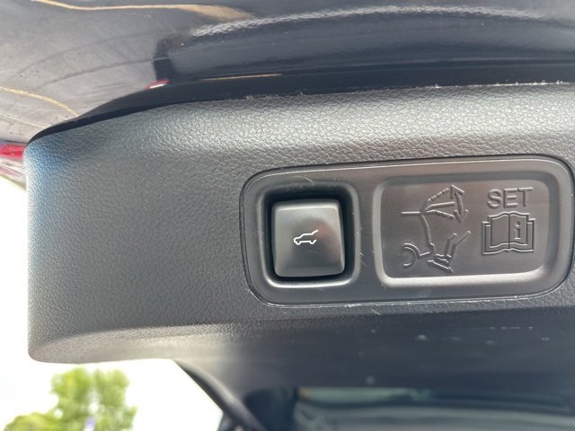 2019 Ford Expedition Limited photo 19