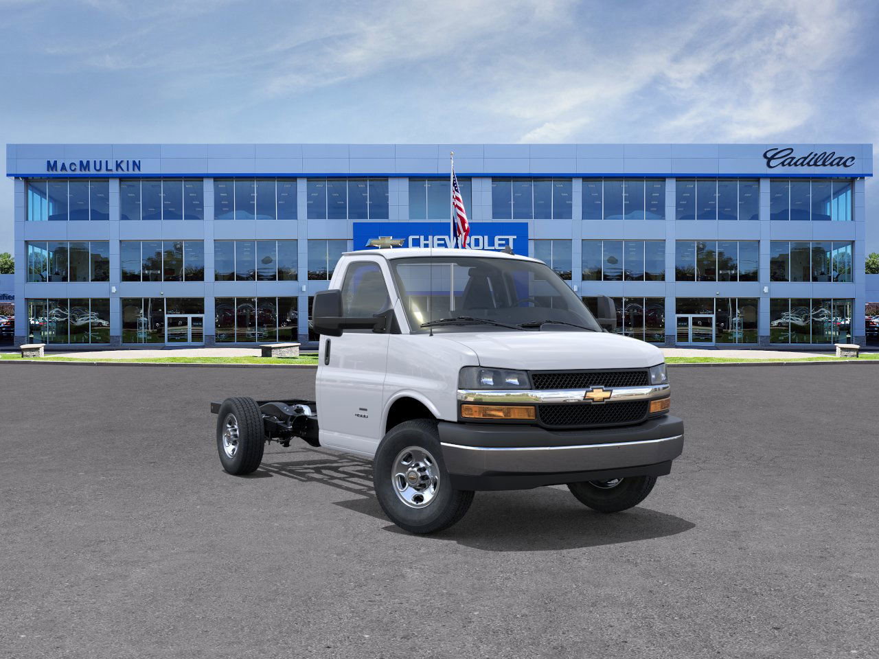 2025 Chevrolet Express Cutaway Base's photo