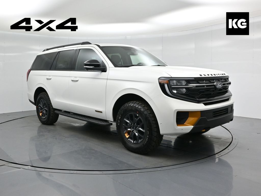 2025 Ford Expedition Tremor's photo